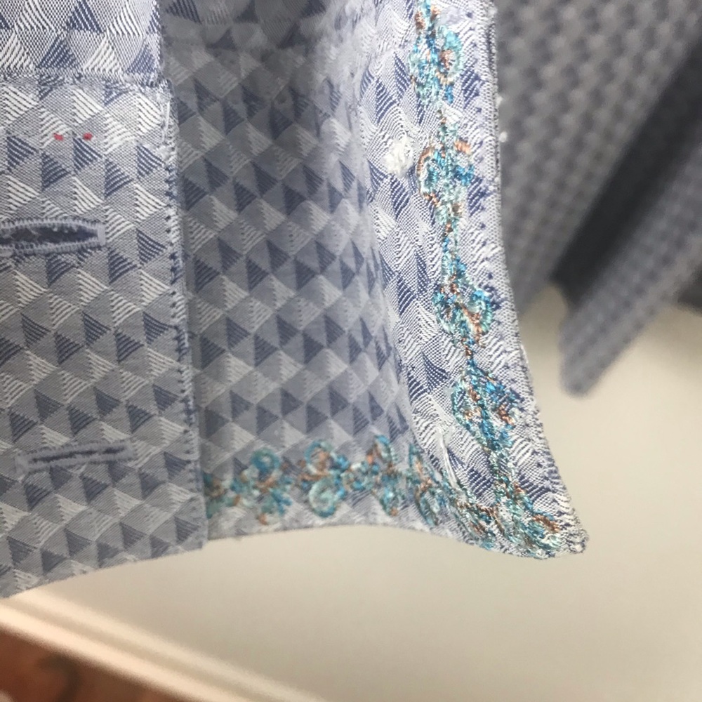 Robert Graham embroider shirt - Picture 4 of 8
